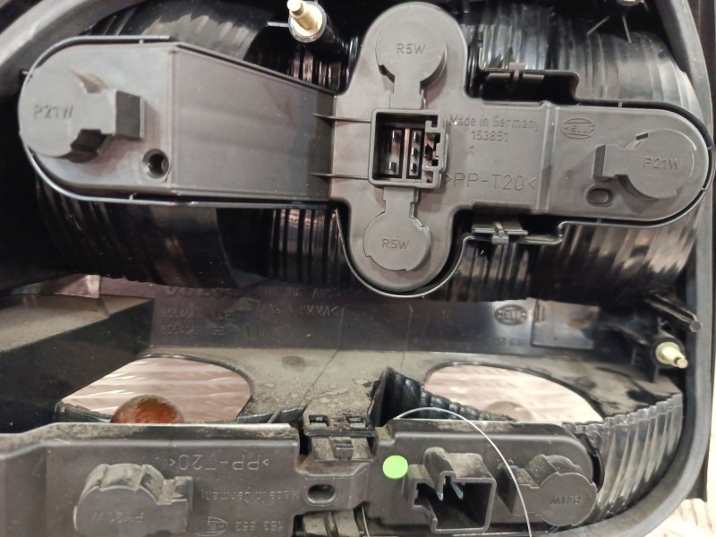 Recambio de piloto trasero derecho para volvo s60 i (384) d5 referencia OEM IAM 8664080  