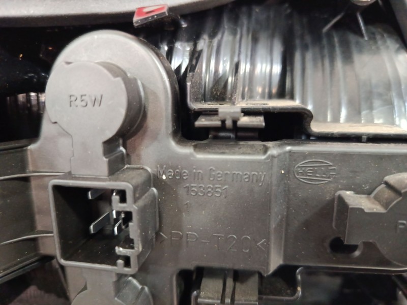 Recambio de piloto trasero derecho para volvo s60 i (384) d5 referencia OEM IAM 8664080  