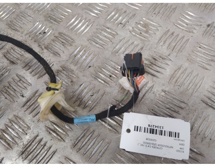 Recambio de retrovisor izquierdo para citroën c4 ii (nc_) 1.2 thp 110 referencia OEM IAM 0209338  