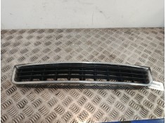 Recambio de rejilla paragolpes central para audi a4 b6 avant (8e5) 1.9 tdi referencia OEM IAM 8E0807647  