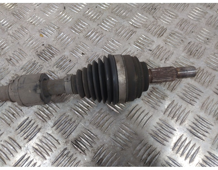 Recambio de transmision delantera izquierda para renault clio iv (bh_) 1.5 dci 90 referencia OEM IAM 391010115R 391019516R 