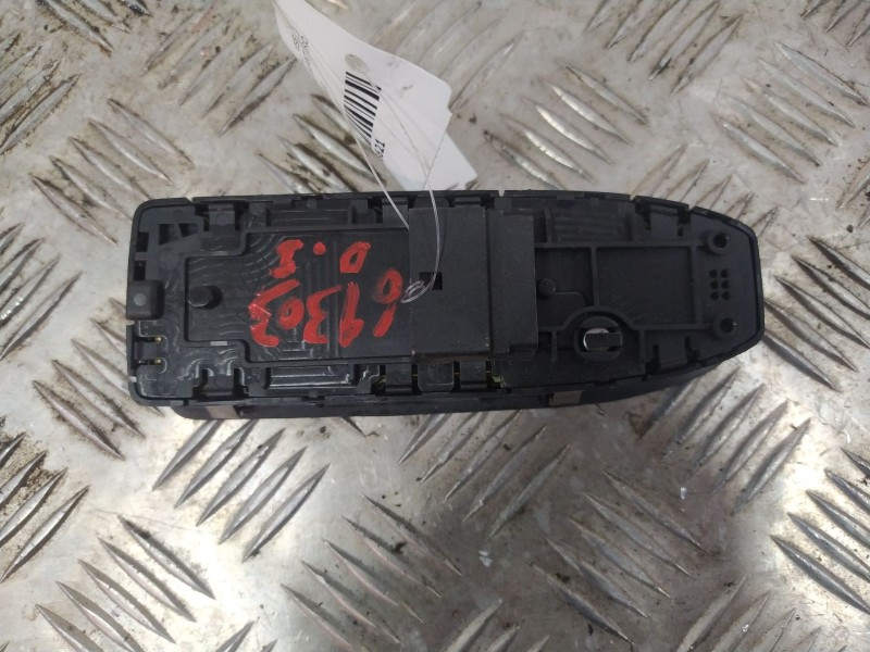 Recambio de mando elevalunas delantero izquierdo para mitsubishi asx (vsx_, vse_) 1.0 (vsxg0) referencia OEM IAM 10535510  