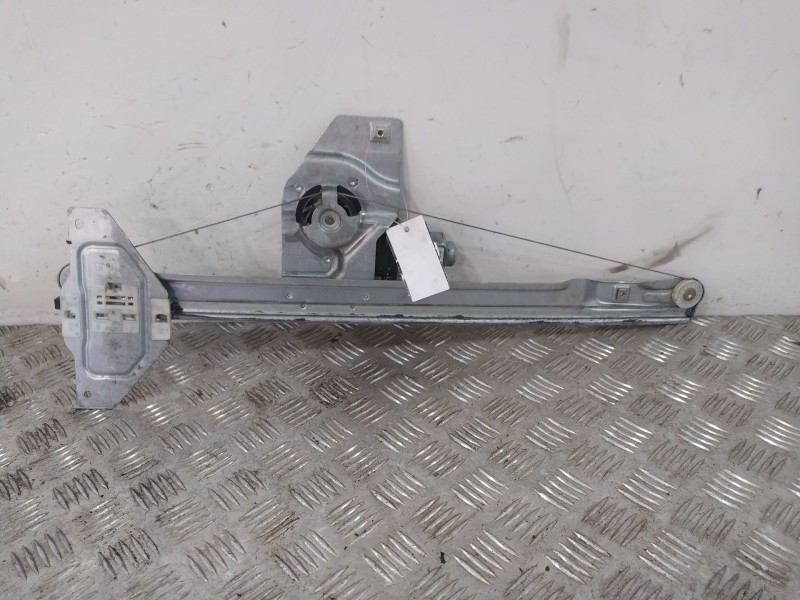Recambio de elevalunas delantero derecho para ford tourneo connect 1.8 tdci referencia OEM IAM 402102F  