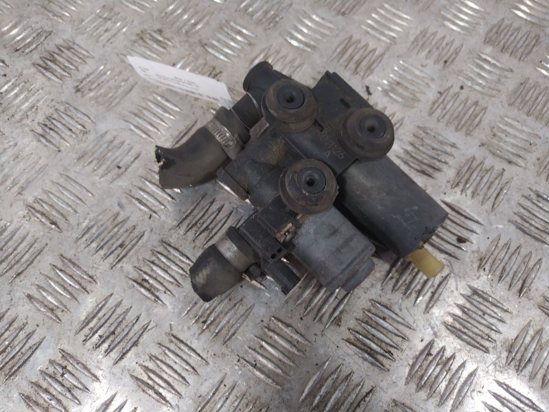 Recambio de valvula intercambio de calefaccion para bmw 3 (e46) 320 d referencia OEM IAM 1147412149 64118369807 