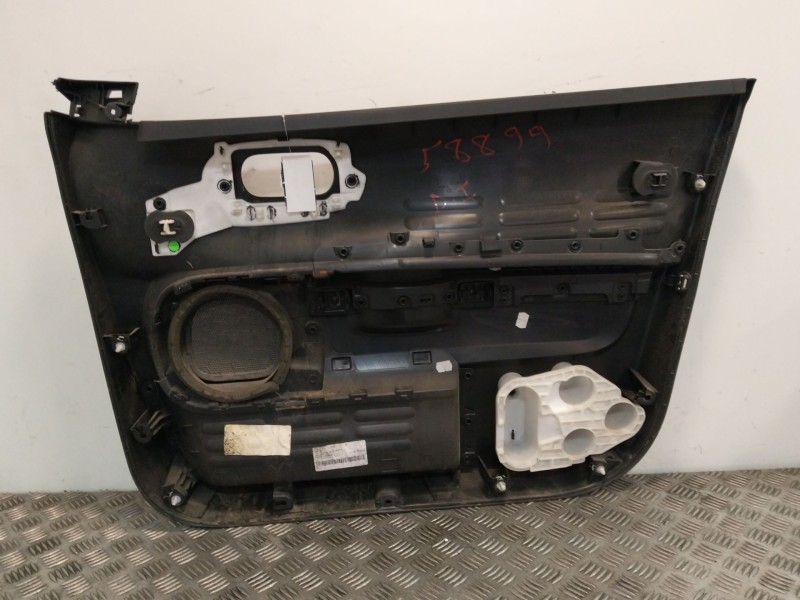 Recambio de guarnecido puerta delantera izquierda para citroën c4 cactus referencia OEM IAM 94961t01  