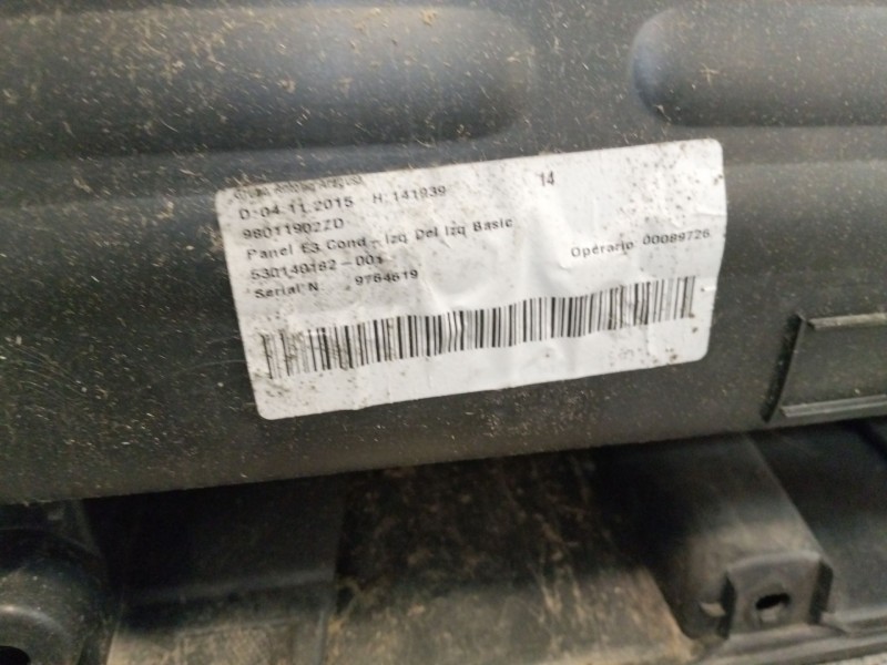 Recambio de guarnecido puerta delantera izquierda para citroën c4 cactus referencia OEM IAM 94961t01  
