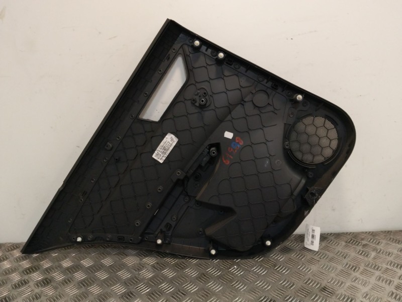 Recambio de guarnecido puerta trasera derecha para skoda fabia iii (nj3) 1.0 referencia OEM IAM 6V6867024F  