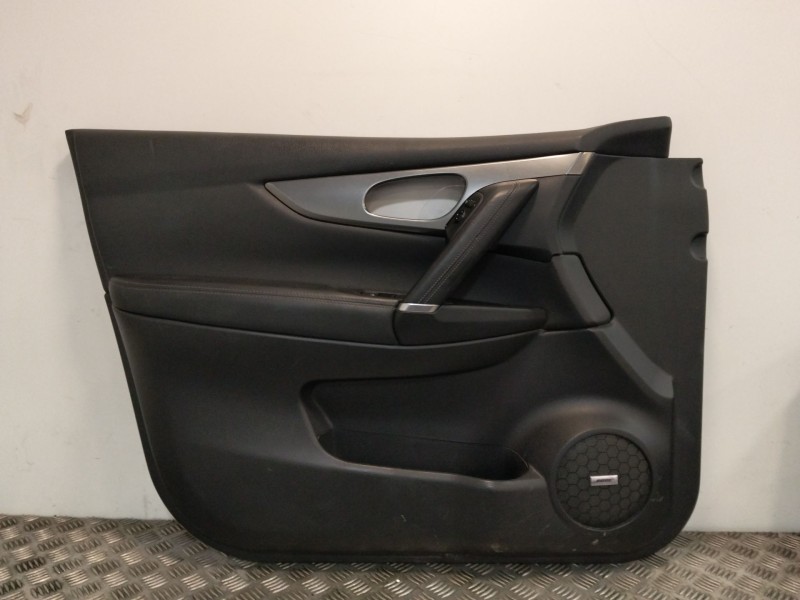 Recambio de guarnecido puerta delantera izquierda para nissan qashqai ii (j11, j11_) 1.6 dci referencia OEM IAM 809114EA1A  