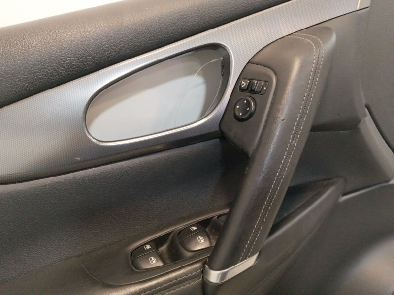 Recambio de guarnecido puerta delantera izquierda para nissan qashqai ii (j11, j11_) 1.6 dci referencia OEM IAM 809114EA1A  