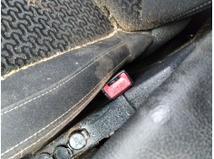 Recambio de enganche cinturon delantero derecho para citroën c3 ii (sc_) 1.4 hdi 70 (sc8hzc, sc8hr0, sc8hp4) referencia OEM IAM 