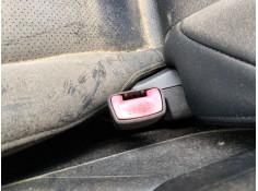 Recambio de enganche cinturon delantero derecho para mitsubishi lancer viii (cy_a, cz_a) 1.8 (cy3a, cy6a) referencia OEM IAM E03