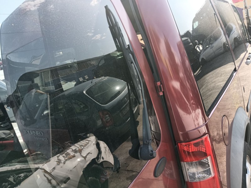 Recambio de brazo limpia trasero para ford tourneo connect 1.8 tdci referencia OEM IAM   