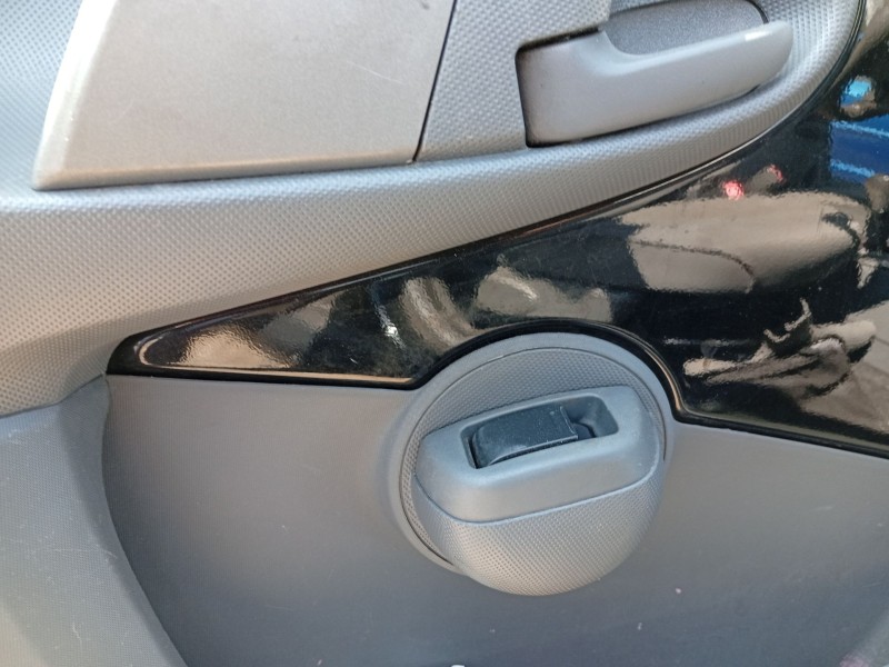 Recambio de mando elevalunas delantero izquierdo para citroën c1 (pm_, pn_) 1.0 referencia OEM IAM 742320H010  
