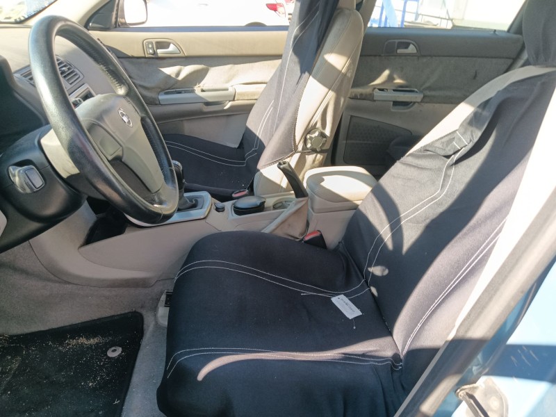 volvo v50 (545) del año 2005
