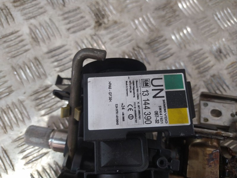 Recambio de columna direccion para opel combo tour 1.7 cdti 16v referencia OEM IAM 13136672 24463940 