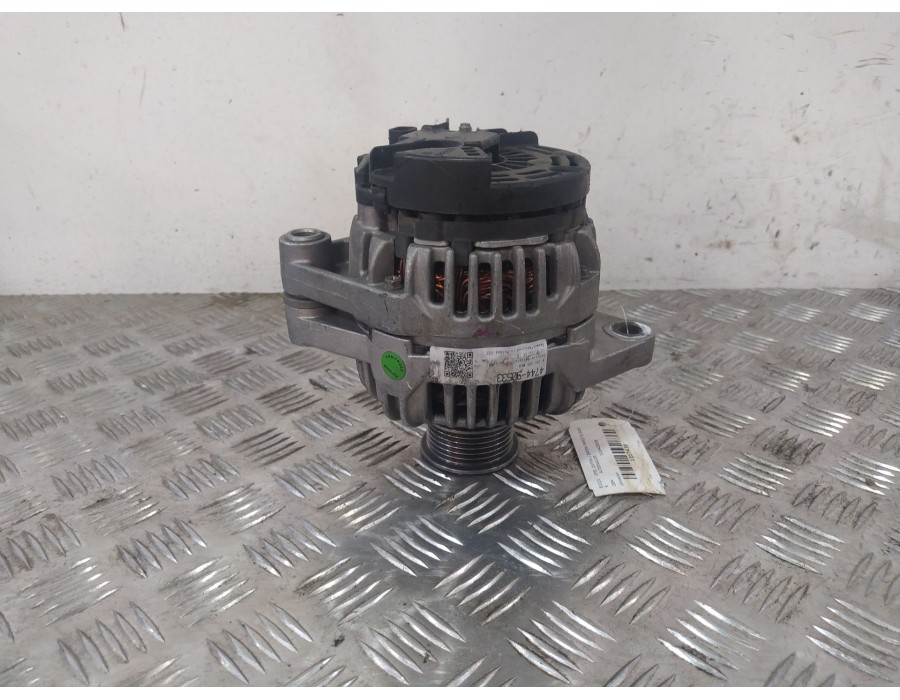 Recambio de alternador para opel zafira / zafira family b (a05) 1.9 cdti (m75) referencia OEM IAM 0124425058  