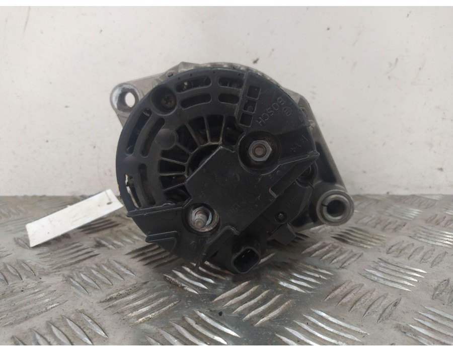 Recambio de alternador para opel zafira / zafira family b (a05) 1.9 cdti (m75) referencia OEM IAM 0124425058  