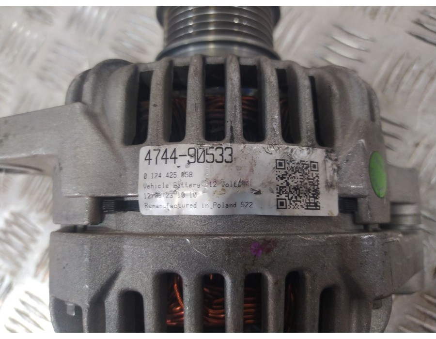 Recambio de alternador para opel zafira / zafira family b (a05) 1.9 cdti (m75) referencia OEM IAM 0124425058  