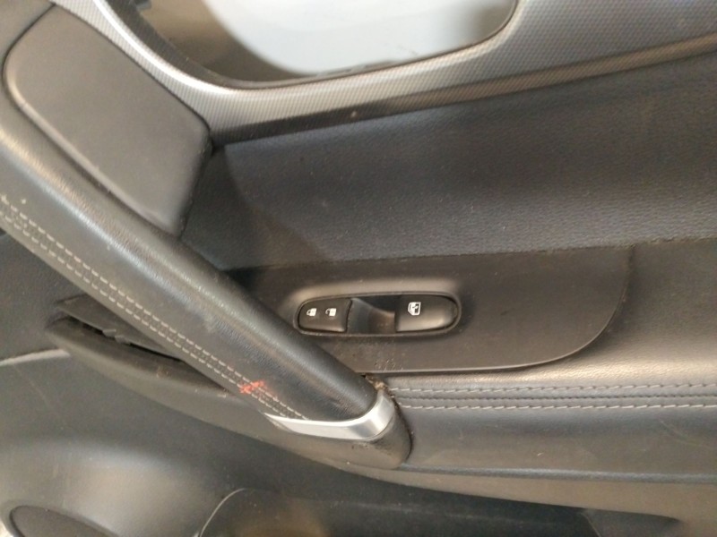 Recambio de guarnecido puerta delantera derecha para nissan qashqai ii (j11, j11_) 1.6 dci referencia OEM IAM 80922  