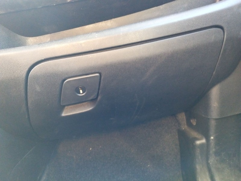 Recambio de guantera para opel combo furgón/monospace (x12) 1.3 cdti (b05) referencia OEM IAM 95511239 / 95511235  