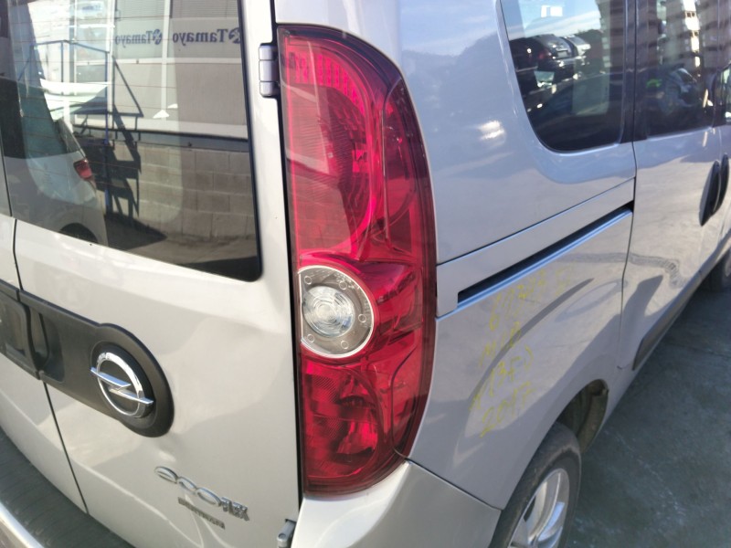 Recambio de piloto trasero derecho para opel combo furgón/monospace (x12) 1.3 cdti (b05) referencia OEM IAM 95513785  