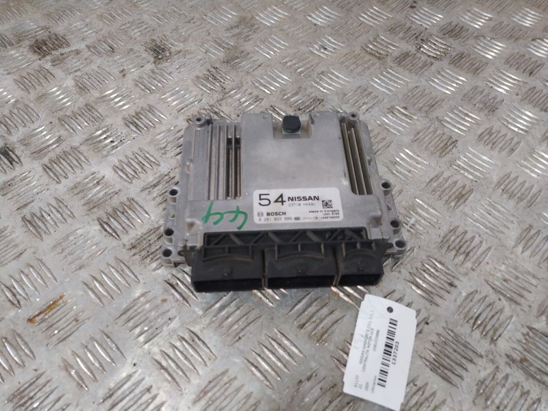 Recambio de centralita motor uce para nissan qashqai ii (j11, j11_) 1.6 dci referencia OEM IAM 0281033886  