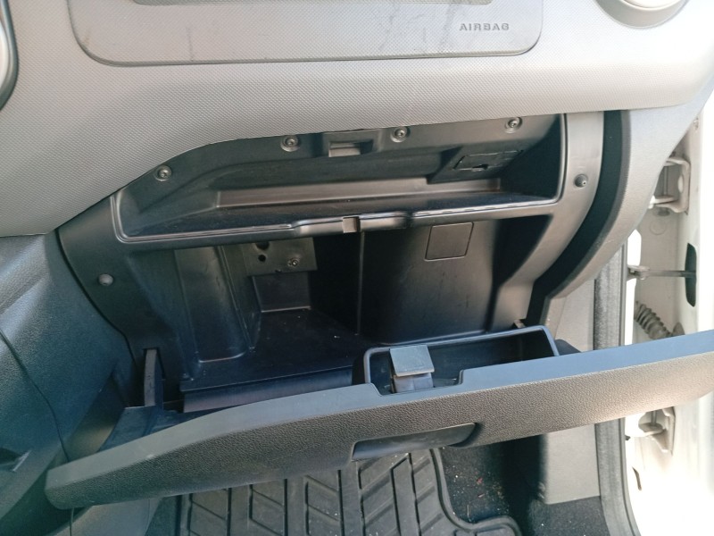Recambio de guantera para peugeot partner origin monospace (g_) 1.6 hdi 75 referencia OEM IAM 9680936177  