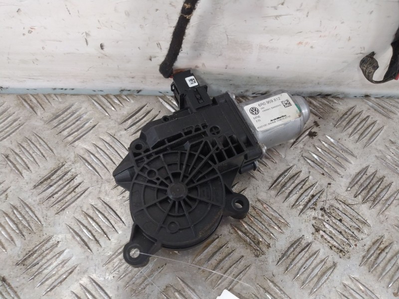 Recambio de motor elevalunas trasero derecho para seat ibiza (6j5) referencia OEM IAM 6R0959812  