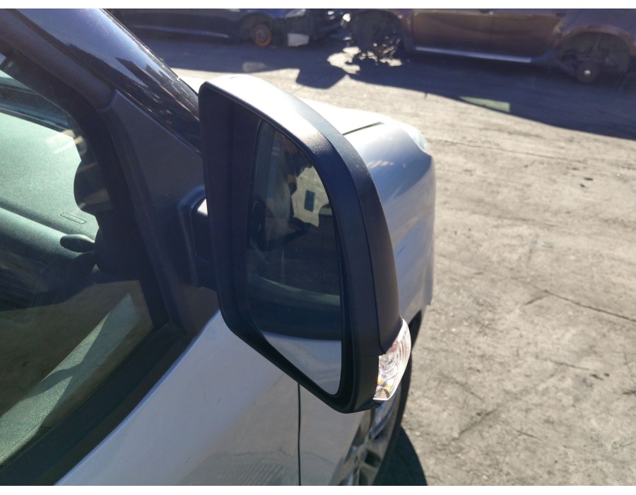 Recambio de retrovisor derecho para opel combo furgón/monospace (x12) 1.3 cdti (b05) referencia OEM IAM 95526064  