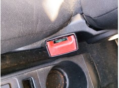 Recambio de enganche cinturon delantero derecho para opel combo furgón/monospace (x12) 1.3 cdti (b05) referencia OEM IAM 7354845