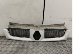 Recambio de rejilla delantera para renault trafic ii autobús (jl) 2.5 dci 135 (jl0d) referencia OEM IAM 8200204450  