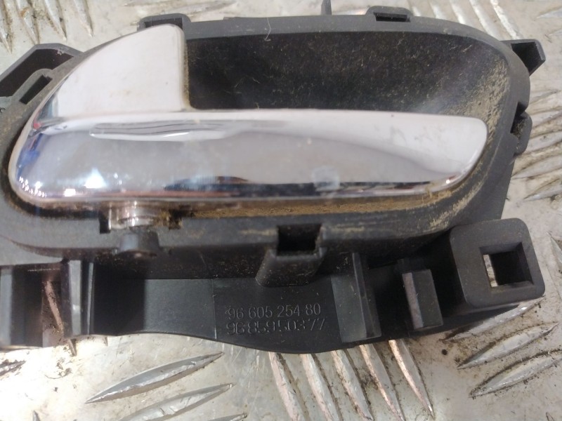 Recambio de cerradura puerta trasera izquierda para peugeot 308 sw referencia OEM IAM A01453  
