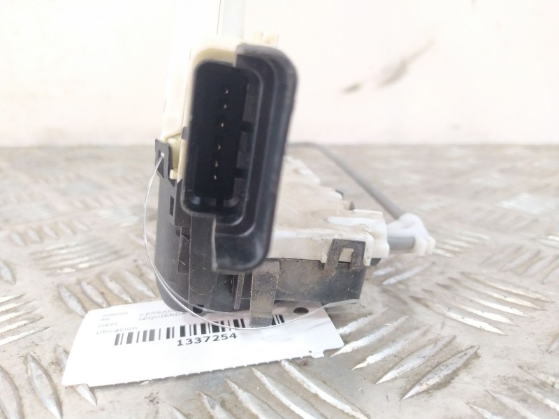 Recambio de cerradura puerta delantera izquierda para citroën c4 cactus referencia OEM IAM 9801690080  