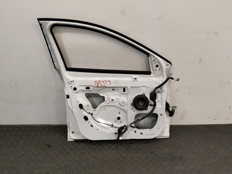 Recambio de puerta delantera izquierda para renault megane iii berlina 5 p referencia OEM IAM 7703074596 f4rl8 