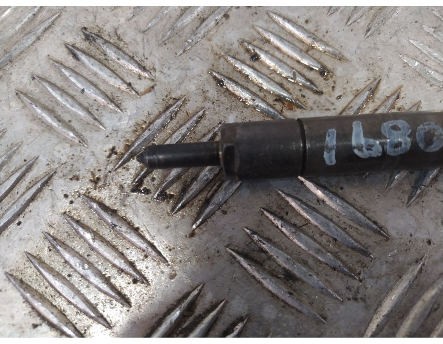 Recambio de inyector para ford transit connect (p65_, p70_, p80_) 1.8 di referencia OEM IAM 1196324  