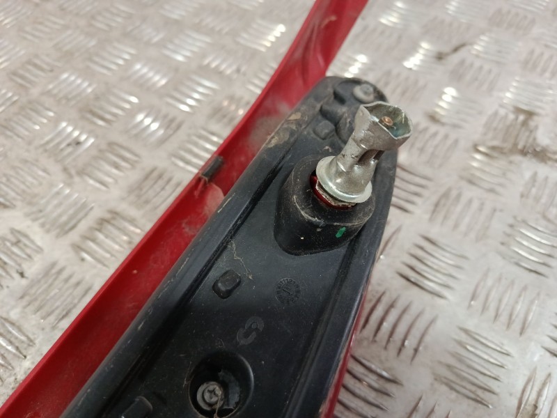 Recambio de piloto trasero izquierdo para fiat punto (188_) 1.9 jtd referencia OEM IAM 465178040  