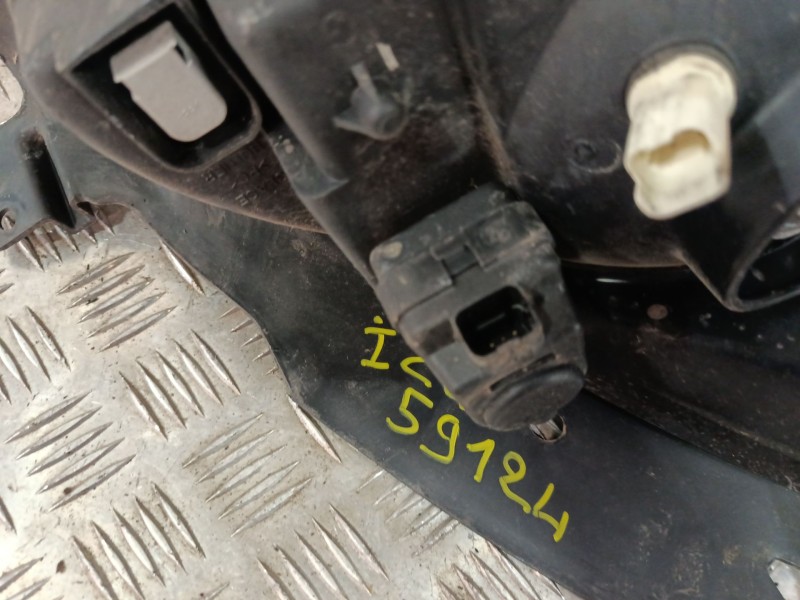 Recambio de faro izquierdo para citroën xsara picasso referencia OEM IAM 9649557480  
