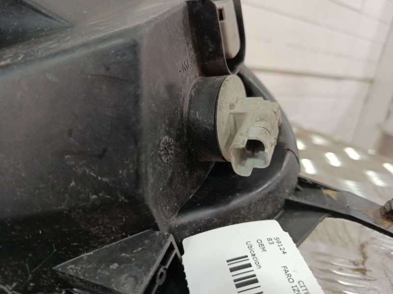Recambio de faro izquierdo para citroën xsara picasso referencia OEM IAM 9649557480  