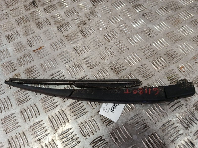 Recambio de brazo limpia trasero para nissan qashqai ii (j11, j11_) 1.2 dig-t referencia OEM IAM   