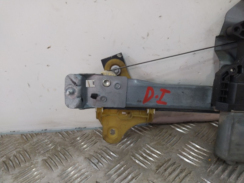 Recambio de elevalunas delantero izquierdo para renault clio iv (bh_) 1.5 dci 90 referencia OEM IAM 807213867R  