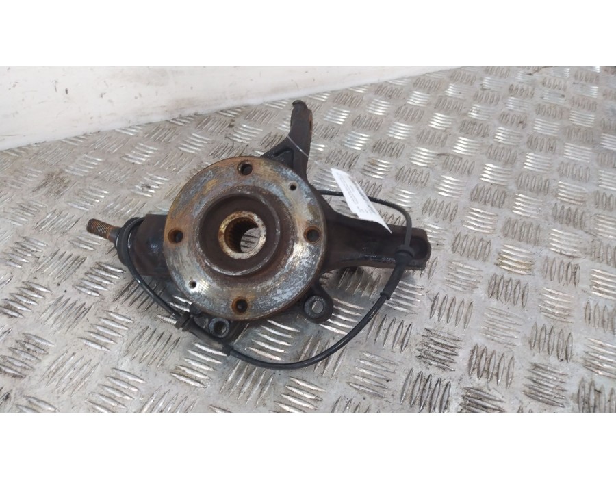 Recambio de mangueta delantera izquierda para citroën berlingo multispace (b9) 1.6 hdi 110 referencia OEM IAM 364696  