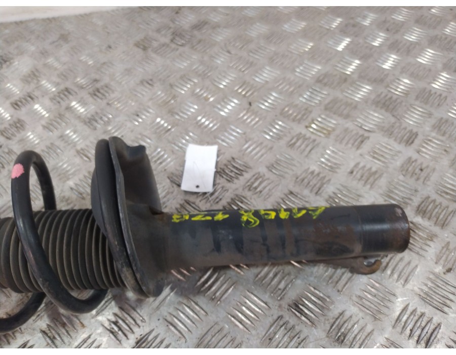 Recambio de amortiguador delantero izquierdo para ford tourneo connect 1.8 tdci referencia OEM IAM 2T1418058BL  