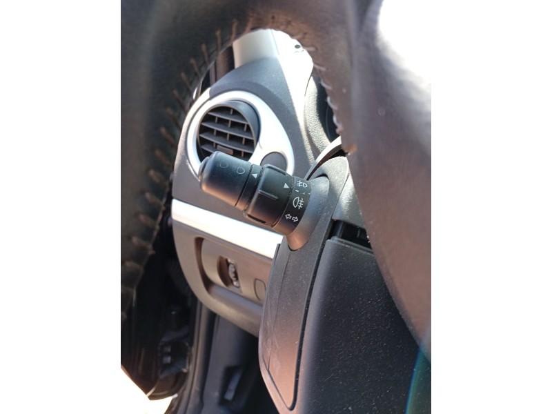 Recambio de mando multifuncion para renault clio iii (br0/1, cr0/1) 1.5 dci referencia OEM IAM   