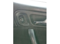Recambio de mando elevalunas trasero derecho para mercedes-benz clase c (w203) c 180 kompressor (203.046) referencia OEM IAM A20