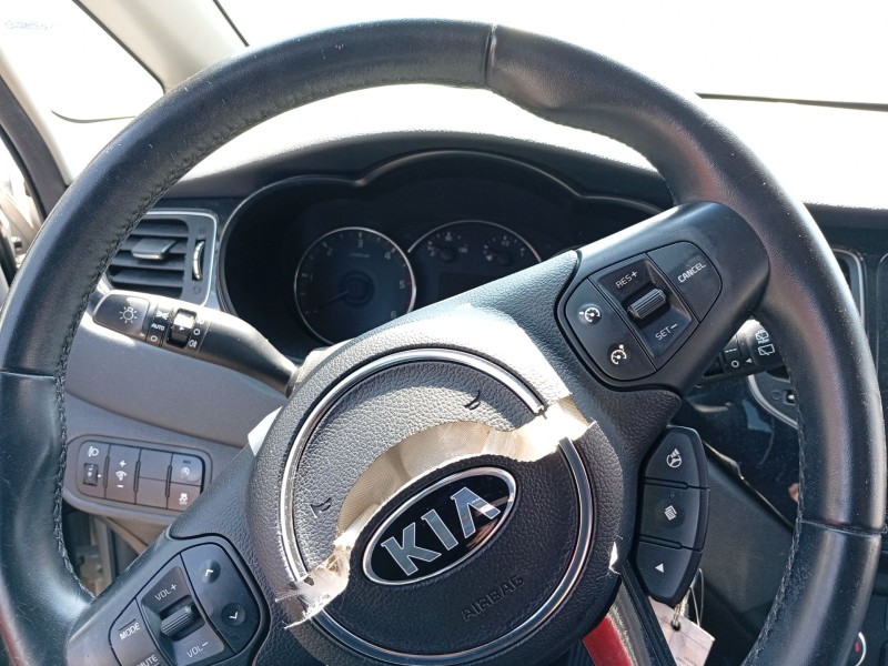 Recambio de mando multifuncion para kia carens iv 1.7 crdi referencia OEM IAM 299102245  
