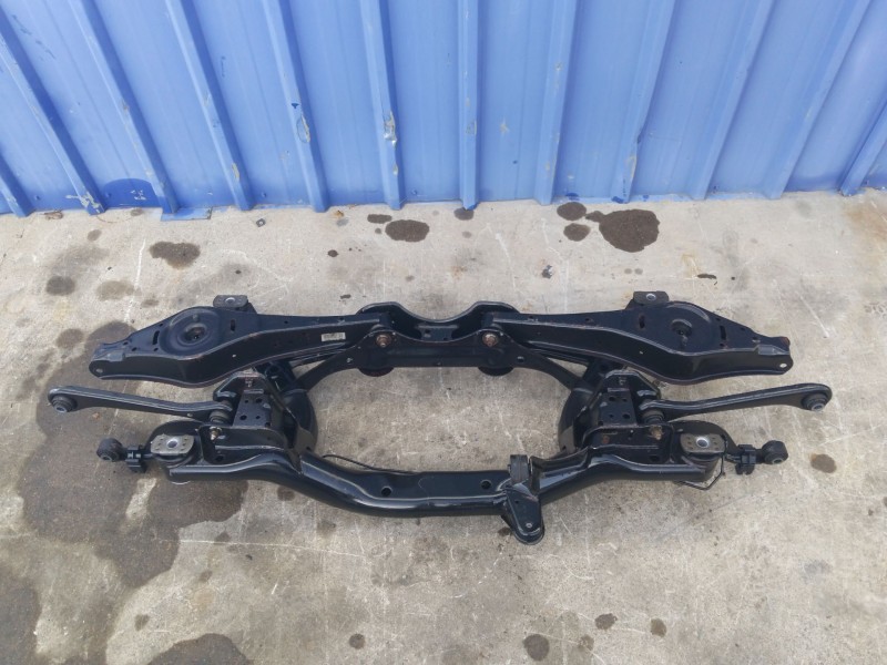 Recambio de puente trasero para volkswagen tiguan (5n1) 2.0 tdi referencia OEM IAM 5N0505235L  