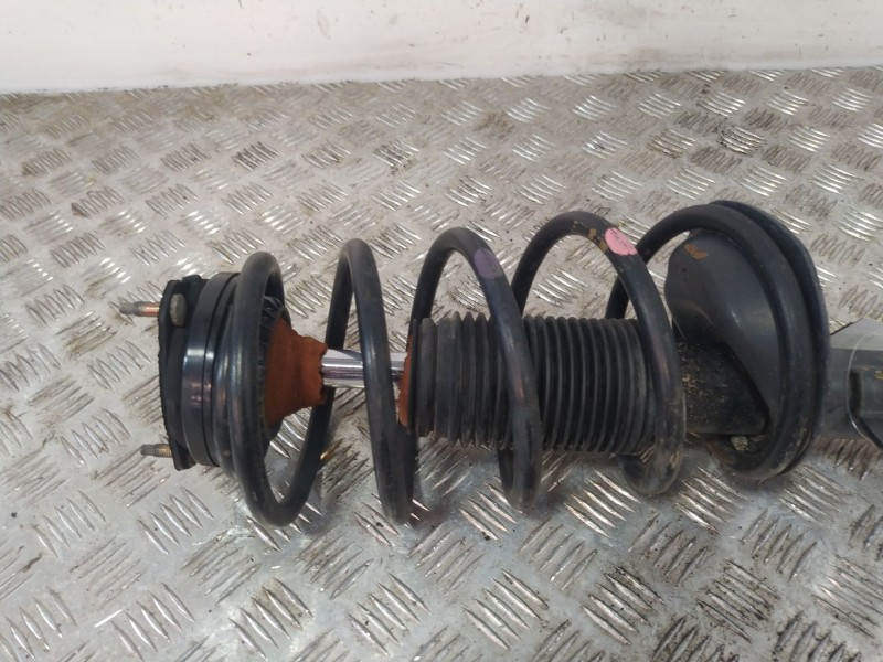Recambio de amortiguador delantero derecho para ford tourneo connect 1.8 tdci referencia OEM IAM 2t1418045  