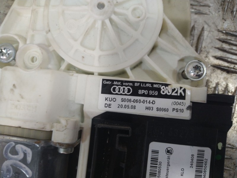Recambio de motor elevalunas delantero derecho para audi a3 (8p) 2.0 tdi referencia OEM IAM 8P0959  