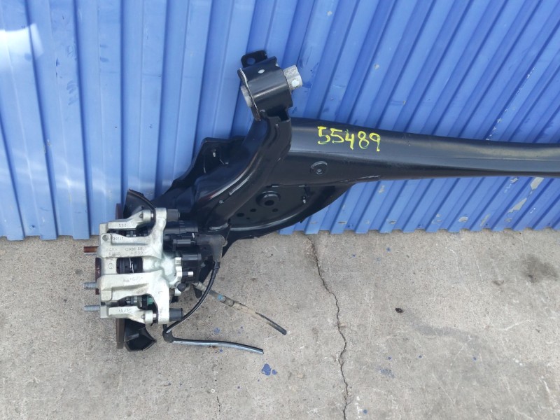 Recambio de puente trasero para mazda 3 berlina (bp) referencia OEM IAM 5509642  