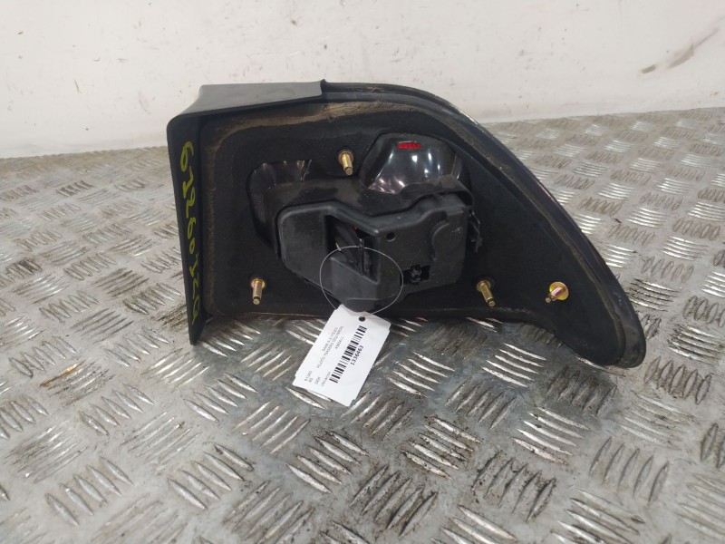 Recambio de piloto trasero izquierdo para saab 9-3 (ys3d) 2.0 turbo referencia OEM IAM 4831079  